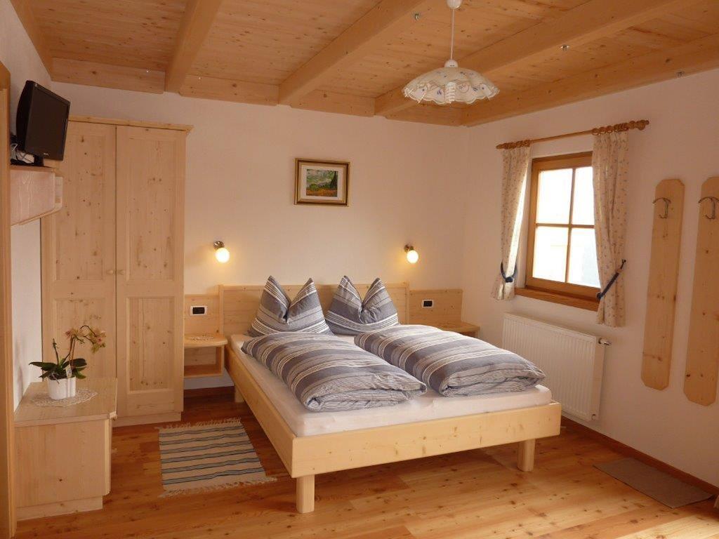 Kerschbaumhof Apartment San Candido Room photo